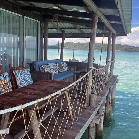 Salacia'S Suite Prek Svay Village Exterior photo